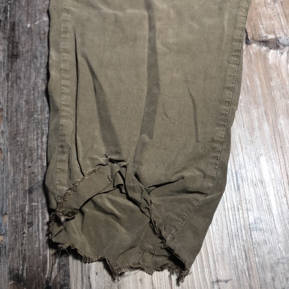 NWT Thread and Supply lightweight cargo pants - Picture 2 of 11